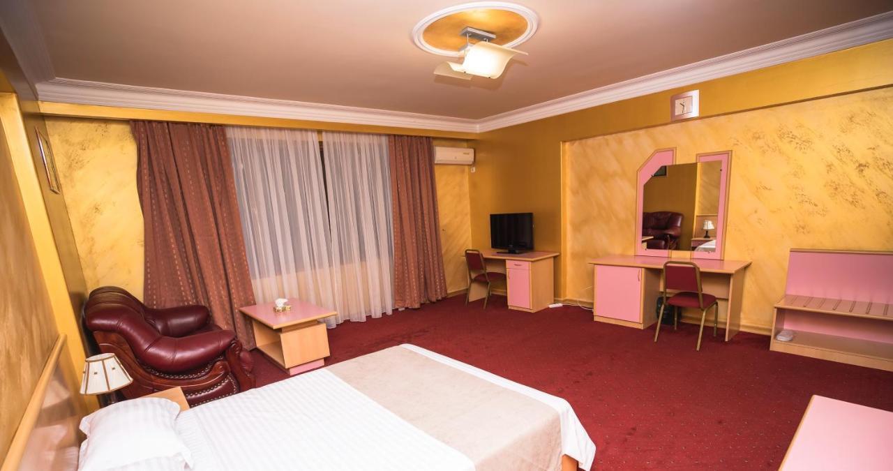 יירבאן Nor Dzoraberd Hotel Complex מראה חיצוני תמונה