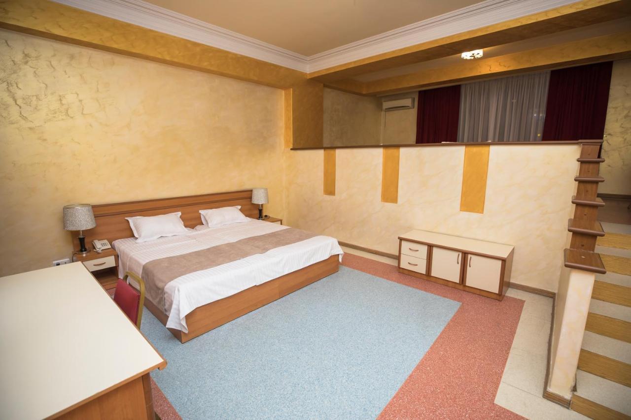 יירבאן Nor Dzoraberd Hotel Complex מראה חיצוני תמונה