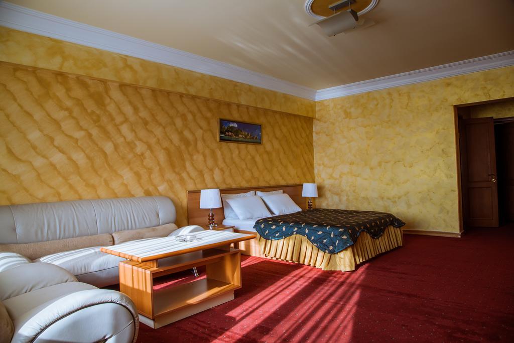 יירבאן Nor Dzoraberd Hotel Complex מראה חיצוני תמונה